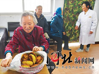 亢玉环：四十载诠释小医大爱