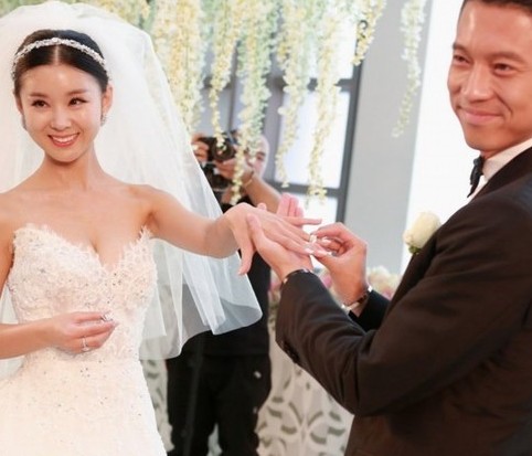 盘点15对明星夫妇婚戒