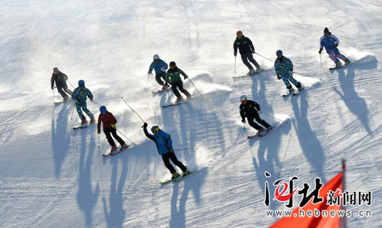 一起来嗨！“健康河北 欢乐冰雪”盛会启帷